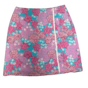 Lilly Pulitzer White label skirt.  Pink flowers against aqua background. Size 12